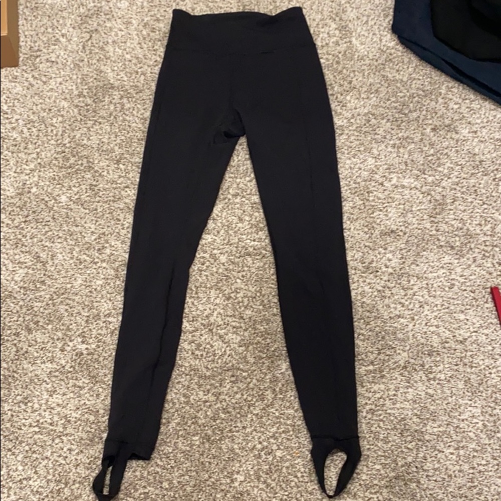 Lululemon leggings with foot straps